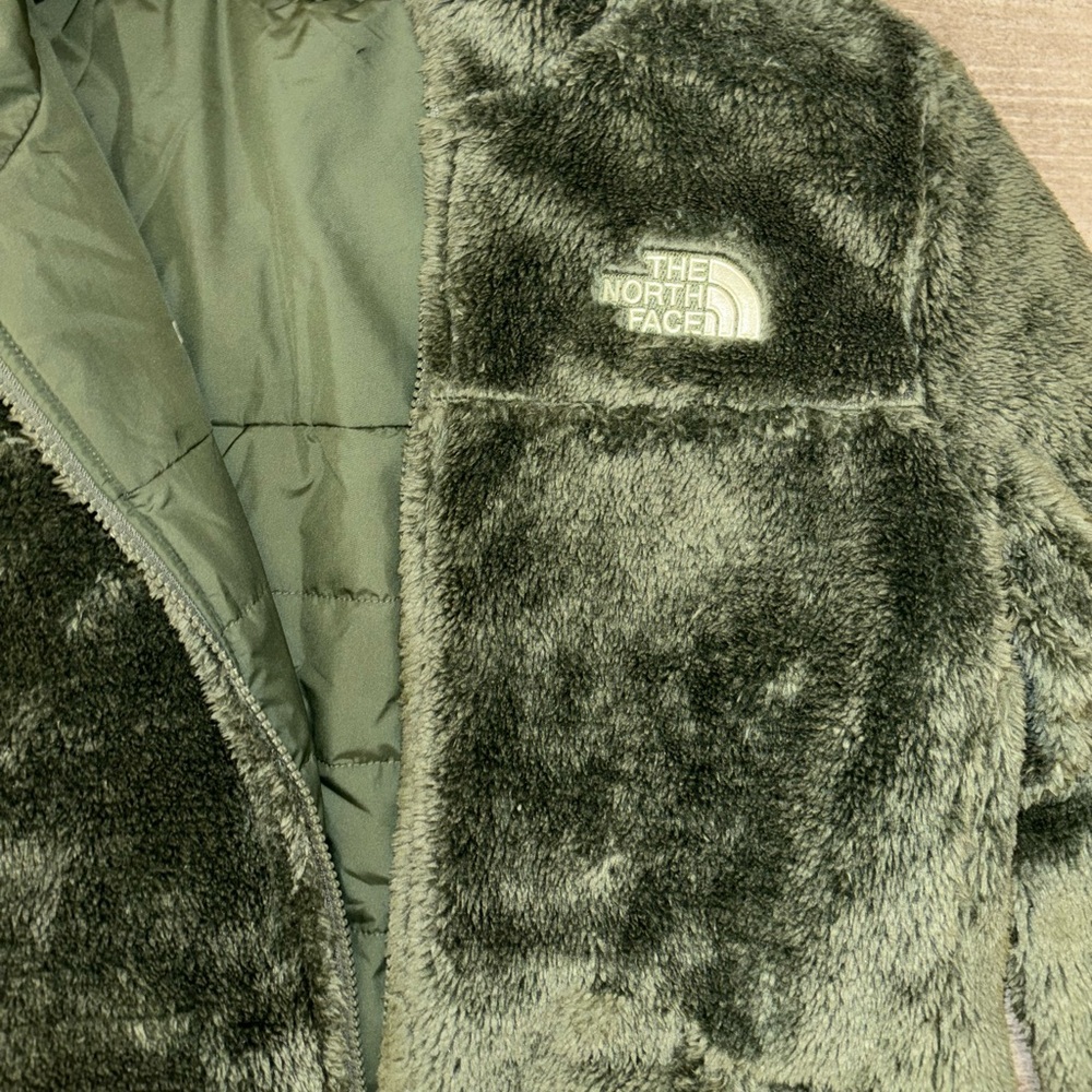 Green North Face Reverse-Able Jacket - image 3